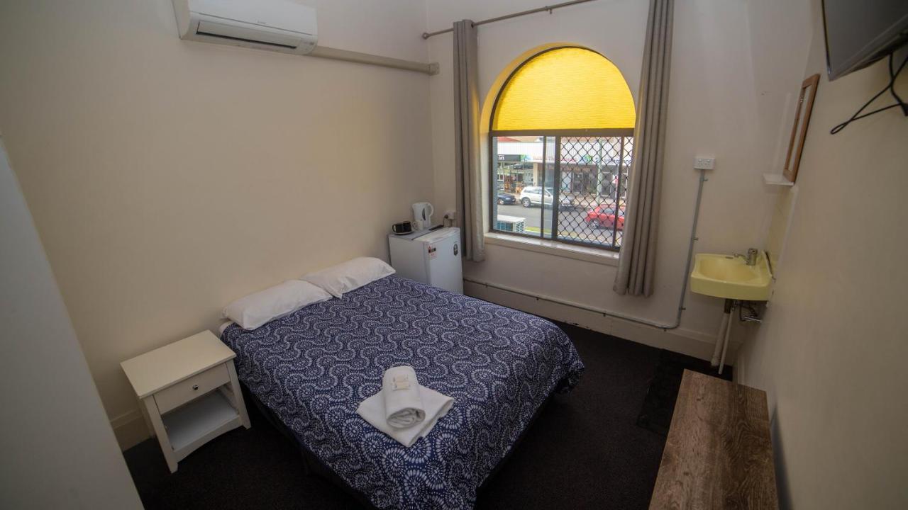 بالينا Australian Hotel المظهر الخارجي الصورة